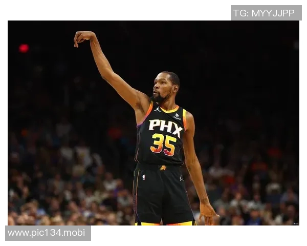 重大方案流出！太阳4换1报价鹈鹕22+6神锋，布克终于等来最强帮手